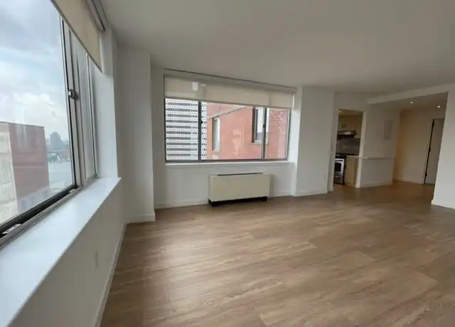 Property at 32 Cliff St Unit 11, New York, NY, 10038, 2 beds, 1 bath, [object Object]