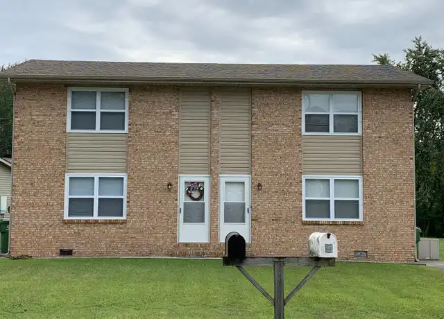 Property at 2301 Pinewood Dr, Maryville, TN, 37803, 2 beds, 1.5 baths, [object Object]