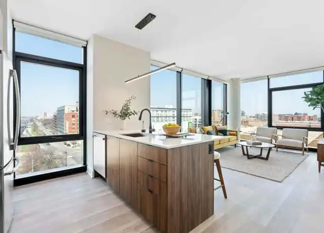 Property at 1125 W Van Buren St Unit 3-2, Chicago, IL, 60607, 3 beds, 2 baths, [object Object]