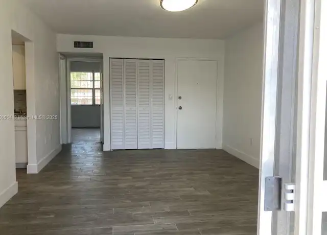 Property at 210 NW 107th Ave #208, Miami, FL, 33172, 2 beds, 1 bath, [object Object]