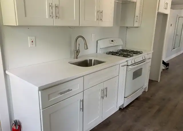 Property at 4 Bay Front Dr Unit 2N, Baldwin, NY, 11510, 1 bed, 1 bath, [object Object]
