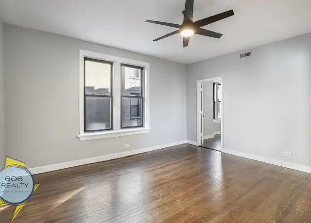 Property at 1028 E Hyde Park Blvd Unit 1S, Chicago, IL, 60615, 2 beds, 1 bath, [object Object]