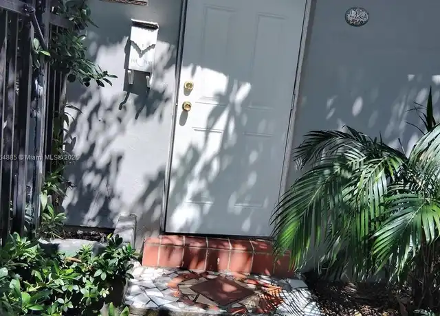 Property at 4126 SW 16th Ter Unit front, Miami, FL, 33134, 1 bed, 1 bath, [object Object]
