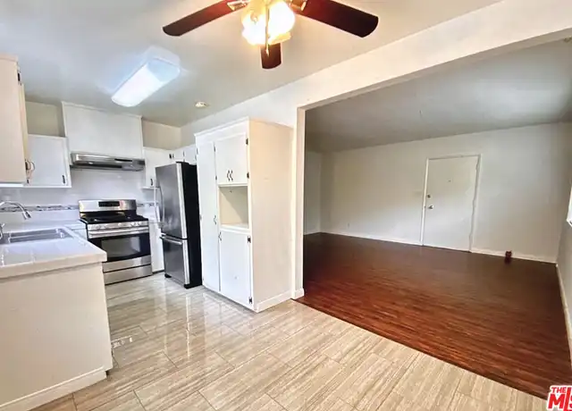 Property at 1868 10th St #6, Santa Monica, CA, 90404, 3 beds, 2 baths, [object Object]