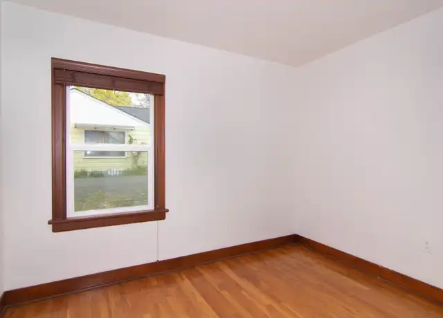 Property at 1216 N Woodruff Rd, Spokane Valley, WA, 99206, 2 beds, 1 bath, [object Object]