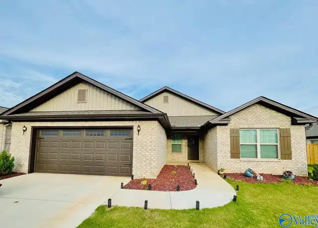Property at 115 Edgestone Dr, Harvest, AL, 35749, 3 beds, 2 baths, [object Object]