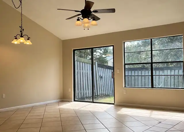 Property at 4403 SW 21st Ln, Gainesville, FL, 32607, 3 beds, 2 baths, [object Object]