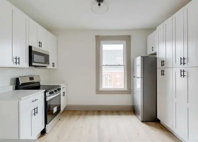 Property at 3955 Elsmere Ave Unit 3, Cincinnati, OH, 45212, 2 beds, 1 bath, [object Object]