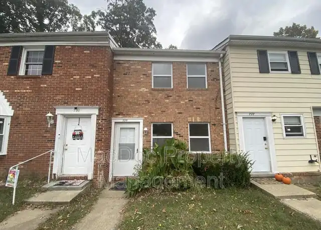 Property at 729 Bellows Ave, Fredericksburg, VA, 22405, 2 beds, 1.5 baths, [object Object]