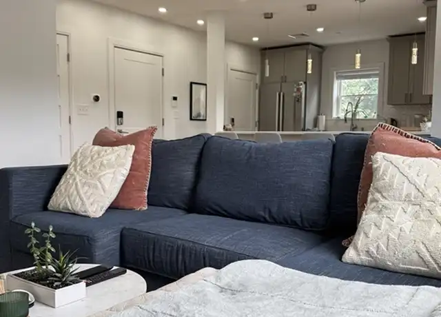 Property at 34 Park St #4, Newton, MA, 02458, 1 bed, 1 bath, [object Object]
