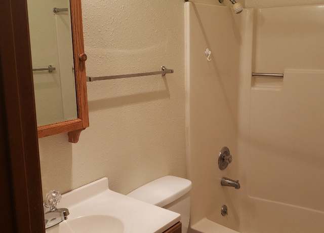 Photo of 369 NW Chehalis Ave Unit 203, Chehalis, WA 98532