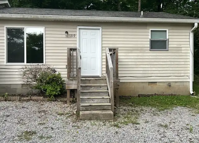 Property at 1319 Givens Ln Unit 1319, Clarksville, TN, 37040, 2 beds, 1 bath, [object Object]