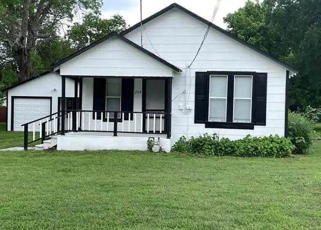 Property at 204 E Main St, Pilot Point, TX, 76258, 2 beds, 1 bath, [object Object]