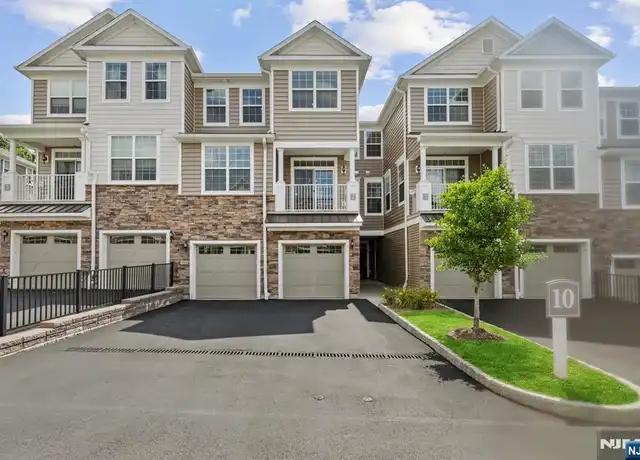 Property at 52 Autumn Way, Montvale, NJ, 07645, 3 beds, 2.5 baths, [object Object]