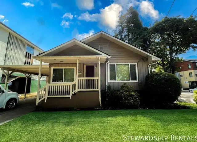 Property at 1389 Ferry St, Eugene, OR, 97401, 6 beds, 2 baths, [object Object]