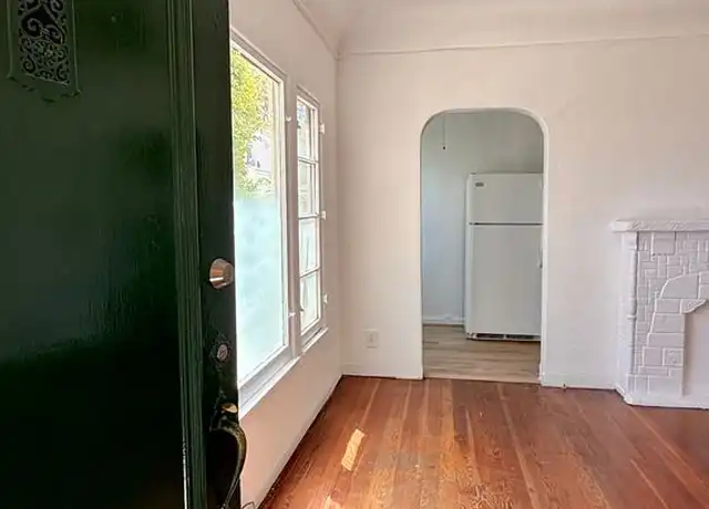 Property at 538 1/4 N Sycamore Ave Unit 538 1/4, Los Angeles, CA, 90036, 1 bed, 1 bath, [object Object]