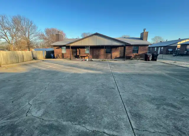 Property at 7700 Martin St Unit 7716, Fort Smith, AR, 72908, 2 beds, 1 bath, [object Object]