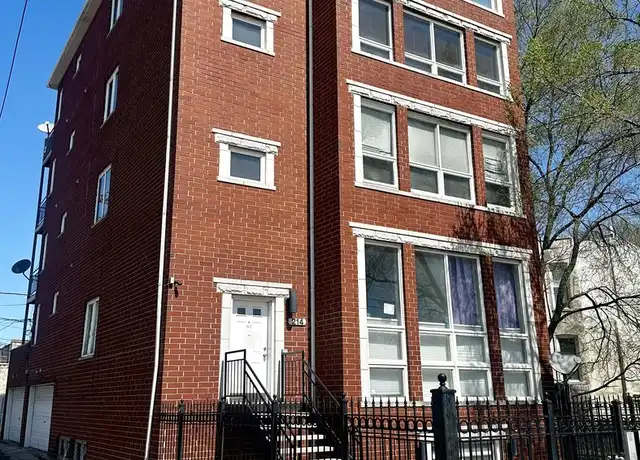 Property at 214 E 37th St #3, Chicago, IL, 60653, 2 beds, 2 baths, [object Object]