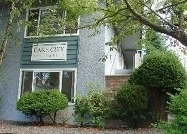 Property at 2600 NE 125th St Unit 4, Seattle, WA, 98125, 1 bed, 1 bath, [object Object]