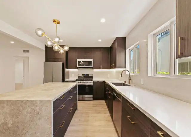 Property at 751 N Alfred St Unit 751, Los Angeles, CA, 90069, 2 beds, 1 bath, [object Object]