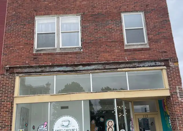Property at 112 S Washington St Unit 112 S Washington Front Apt, Bloomfield, IA, 52537, 2 beds, 1 bath, [object Object]
