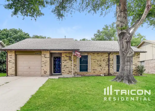 Property at 2507 Arapaho Dr, Arlington, TX, 76018, 3 beds, 2 baths, [object Object]