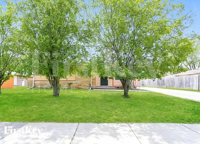 Property at 209 E Myrick Ave, Addison, IL, 60101, 3 beds, 1 bath, [object Object]