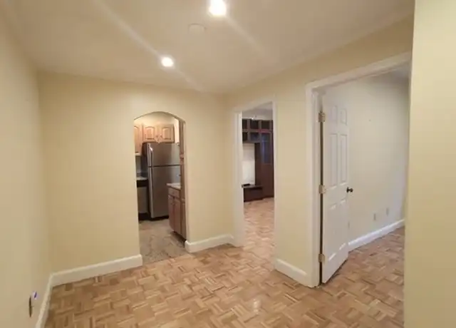 Property at 1415 Commonwealth Ave #504, Brighton, MA, 02135, 2 beds, 1 bath, [object Object]