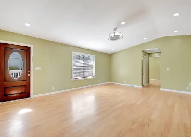 Property at 5067 Woodland Dr, Delray Beach, FL, 33484, 3 beds, 2 baths, [object Object]