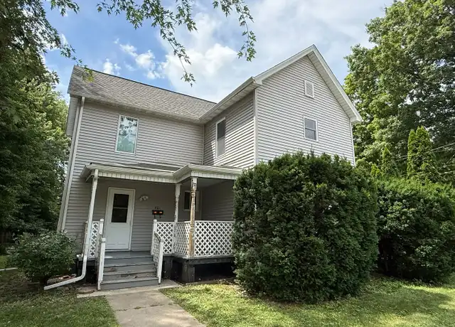 Property at 401 E Locust St, Normal, IL, 61761, 4 beds, 2 baths, [object Object]