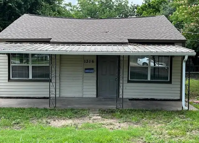Property at 1316 N Prairie Creek Rd, Dallas, TX, 75217, 4 beds, 2 baths, [object Object]