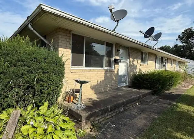 Property at 233 Kennedy St, Louisville, OH, 44641, 2 beds, 1 bath, [object Object]