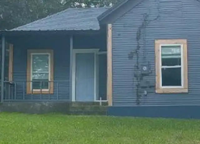 Property at 2222 W Bond St, Denison, TX, 75020, 2 beds, 1 bath, [object Object]