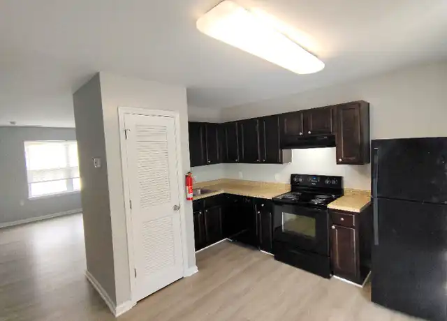 Property at 77 Duiguid Dr, Lynchburg, VA, 24502, 2 beds, 1.5 baths, [object Object]