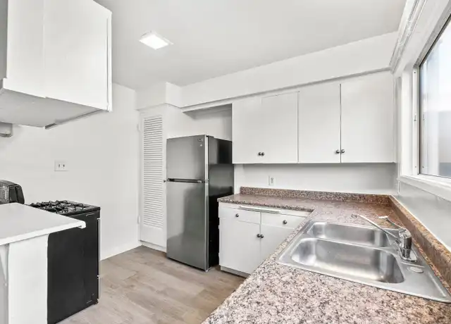 Property at 811 Cory Dr Unit 14, Inglewood, CA, 90302, 1 bed, 1 bath, [object Object]