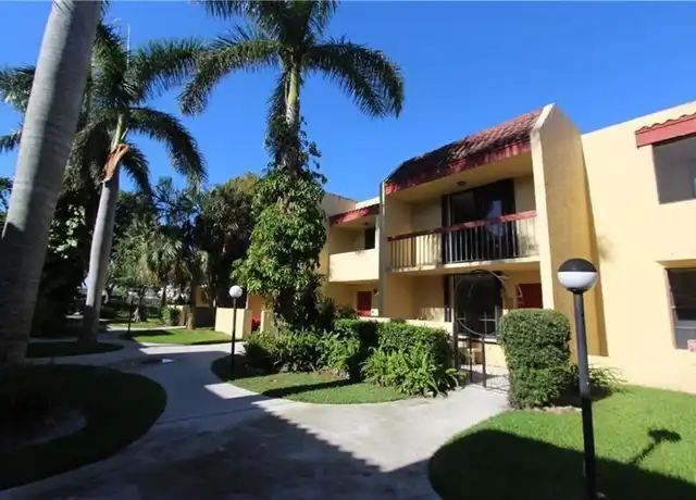 Property at 767 SE 1st Way Unit 767, Deerfield Beach, FL, 33441, 2 beds, 2.5 baths, [object Object]