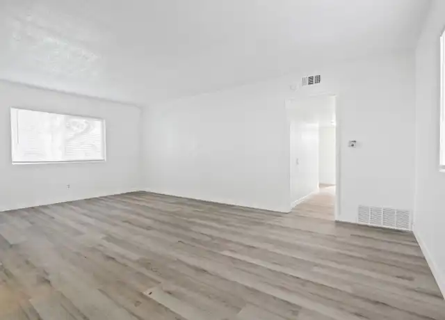 Property at 115 N Oak St Unit 1, Inglewood, CA, 90301, 3 beds, 1 bath, [object Object]