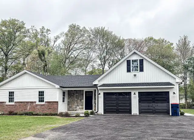 Property at 35 Rose Ter, Trumbull, CT, 06611, 3 beds, 2 baths, [object Object]