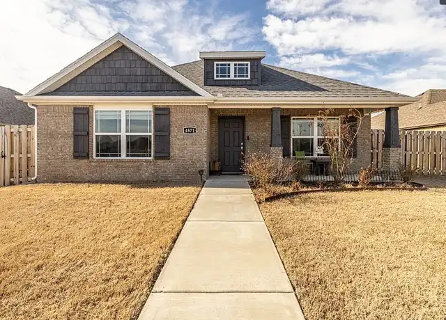 Property at 4571 W Tofino Dr, Fayetteville, AR, 72704, 3 beds, 2 baths, [object Object]