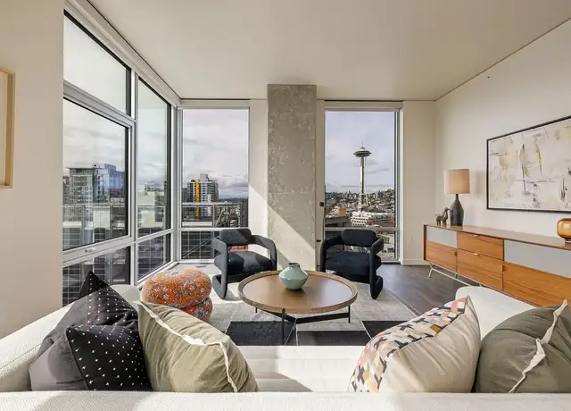 Photo of 2315 4th Ave, Seattle, WA 98121