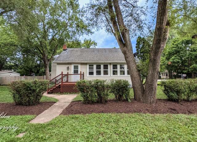 Photo of 331 Charlotte Ave, Crystal Lake, IL 60014