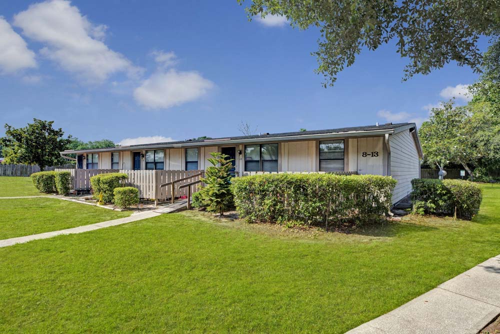 Oak Shade Apartments - Apartments for Rent | Redfin