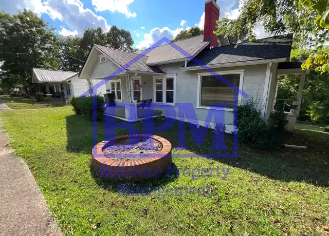 Property at 432 Center Ave, Dickson, TN, 37055, 2 beds, 1 bath, [object Object]
