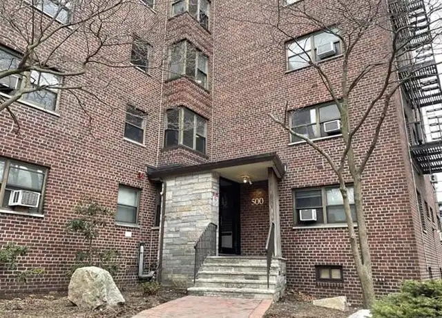 Property at 500 Linwood Dr Unit 3G, Fort Lee, NJ, 07024, 1 bed, 1 bath, [object Object]