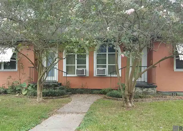 Property at 2152 Stanford Ave, Baton Rouge, LA, 70808, 2 beds, 1 bath, [object Object]