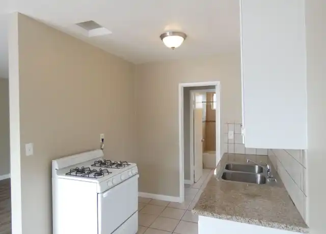 Property at 9354 Greenwell St Unit 1, Bellflower, CA, 90706, 1 bed, 1 bath, [object Object]