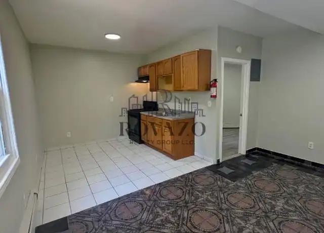 Property at 809 Summer Ave Unit 1B, Newark, NJ, 07104, 3 beds, 1 bath, [object Object]
