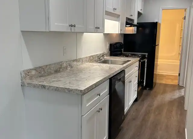 Property at 2339 Memorial Ave SW, Roanoke, VA, 24015, 1 bed, 1 bath, [object Object]