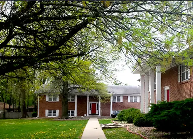 Property at 2226 68th St - 2234 68th St, Windsor Heights, IA, 50324, 1 bed, 1 bath, [object Object]