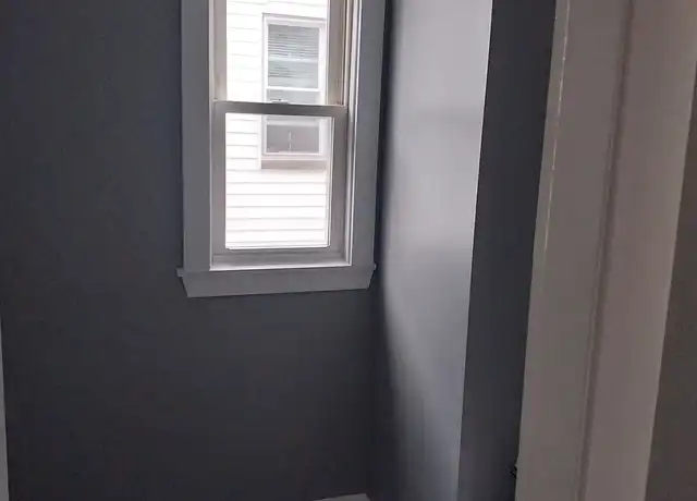 Property at 24 Ashley St Unit 3, New Bedford, MA, 02744, 4 beds, 1.5 baths, [object Object]